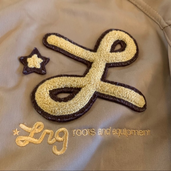 Neoplasticism 🟧 - Picture 2 of 5